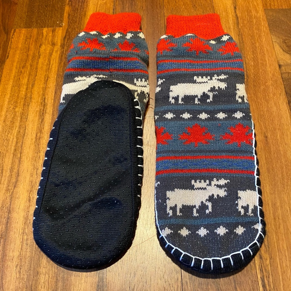 Knit Cabin Moose Slipper Socks with Maple Leaf motif, about a S-M or 4-8